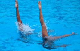 Hombres al agua: así se practica el nado sincronizado masculino