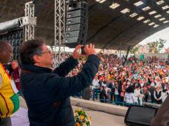 El presidente, Gustavo Petro, en su encuentro con las juntas de acción comunal el 26 de marzo en la Universidad Nacional sede Bogotá. FOTO: Cortesía Presidencia