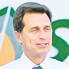 Solla empezó haciendo menjurjes para vacas
