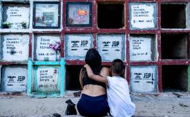 Puerto Berrío se despide de los “NN” que algún día adoptó