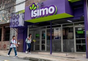 Ísimo, la tienda de descuento del Grupo Olímpica, acumuló una participación de mercado del 1,6% entre enero y marzo. FOTO CAMILO SUÁREZ