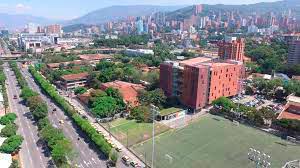 Vista aérea del Politécnico Jaime Isaza Cadavid. Foto: Cortesía
