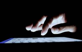 Lo que debe saber para que no lo engañen conociendo pareja en internet