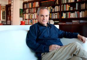 El ensayista y sacerdote Pablo d’Ors escribió Biografía del Silencio. Foto: cortesía Hay Festival-Amaya Aznar.
