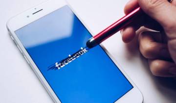 Facebook es la red social con más usuarios en el mundo: 2.800 millones, según la consultora alemana Statista. Instagram tiene 1.000 millones. Foto: Thought Catalog vía Unsplash