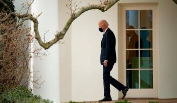 El presidente se ha negado, “por ahora”, a visitar la zona, pese a que la oposición le reclama que está en viaje presentando el plan de rescate. <b><span class=mln_uppercase_mln> </span></b>FOTO<b><span class=mln_uppercase_mln> efe</span></b>