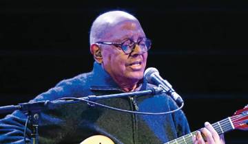 El cantautor cubano tenía 70 años. FOTO Getty