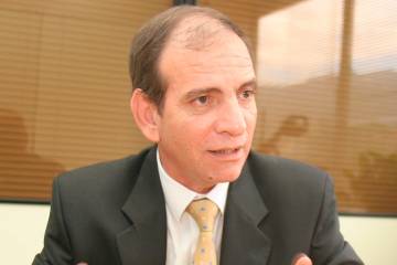 Jorge Aramburo Siegert durante unas sesiones de trabajo. FOTO: Cortesía Camilo Gómez.