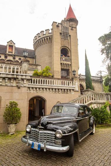 Hasta el domingo 15 de mayo estarán los autos y las orquídeas en el Museo. FOTO Carlos Velásquez