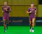 Cristiano Ronaldo y sus compañeros, en uno de los entrenamientos de Al-Nssar.
