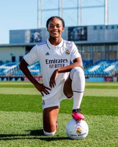 La jugadora se encuentra fuera de lesión y se espera que tenga un día de terapia de rehabilitación para retomar con normalidad los entrenamientos. Foto: Twitter Real Madrid.