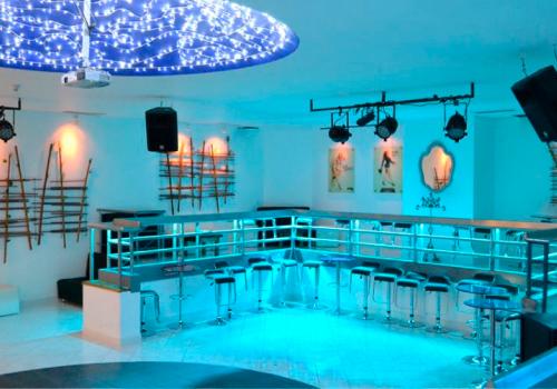 La discoteca del Cesof en la que estaban bebiendo los oficiales, antes de pelear en el parqueadero. FOTO DE CORTESÍA.