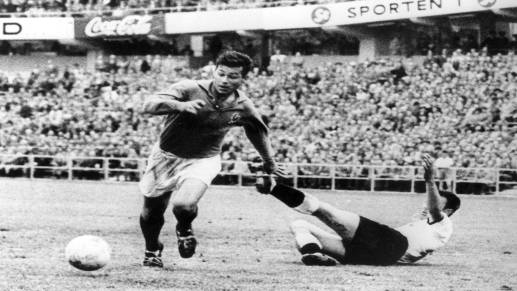El francés Just Fontaine murió siendo el máximo goleador de los Mundiales con 13 anotaciones en 1958. FOTO EFE 