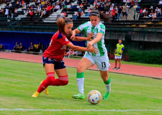 Independientet Medellín y Atlético Nacional empataron en Ditaires, en un clásico vibrante. FOTO JAIME PÉREZ 