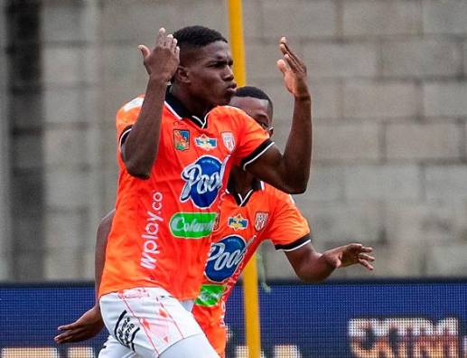El chocoano Henry Mosquera ha celebrado en cinco ocasiones con el Envigado en la Liga. FOTO CAMILO SUÁREZ