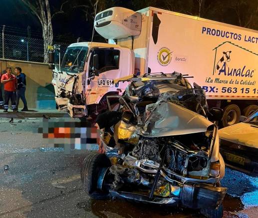 Las víctimas mortales todavía no han sido identificadas. FOTO CORTESÍA 