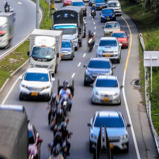 El corredor vial del río Medellín tuvo el mayor número de víctimas mortales en accidentes viales en 2022. FOTO: Jaime Pérez