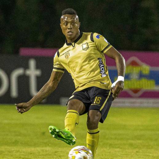 Jean Pineda es uno de los futbolistas con mejor rendimiento en Águilas. <span class="mln_uppercase_mln">FOTO</span> <b><span class="mln_uppercase_mln">carlos velásquez</span></b>