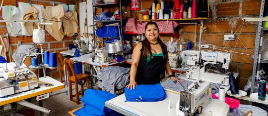El 9,5 % de las empresas creadas por mujeres durante 2020 están relacionadas con procesos manufactureros. FOTO Jaime Pérez