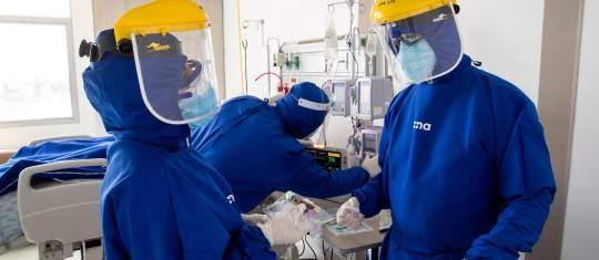 La disminución progresiva de contagios abre una luz de esperanza para que la presión hospitalaria baje. FOTO esteban vanegas