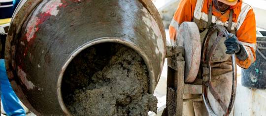 Generar más empleo, uno de los objetivos del alza del mínimo. FOTO: Jaime Pérez