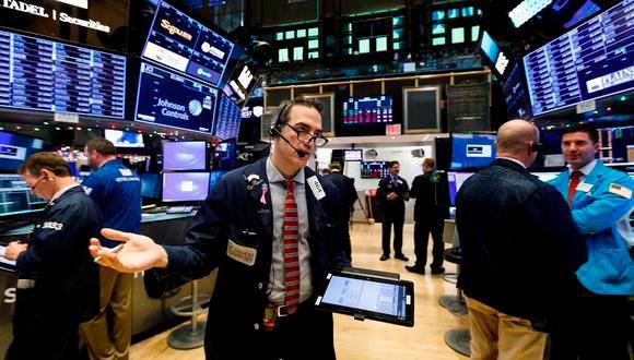 El subíndice de los bancos en la Bolsa de Nueva York retrocedió más de 9%, pero los grandes resistieron mejor a los temores. FOTO: EFE.