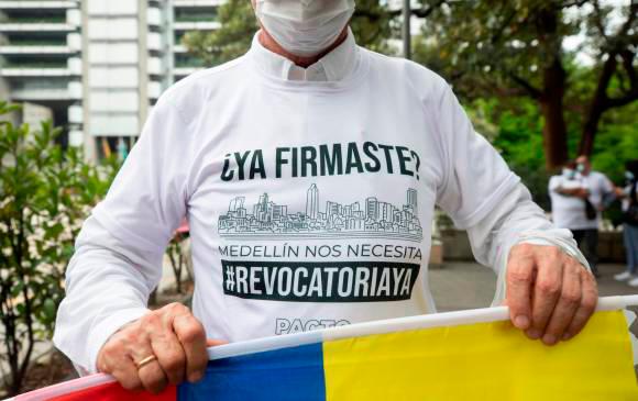Los miembros de la revocatoria exigen que se llame a elecciones. Foto: Archivo