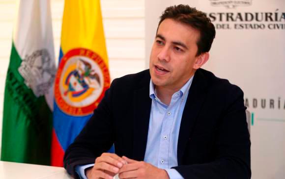 Oposición y Registrador se trenzan en pelea por garantías electorales