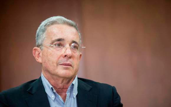 Corte negó tutela de Uribe y le mantiene condición de imputado