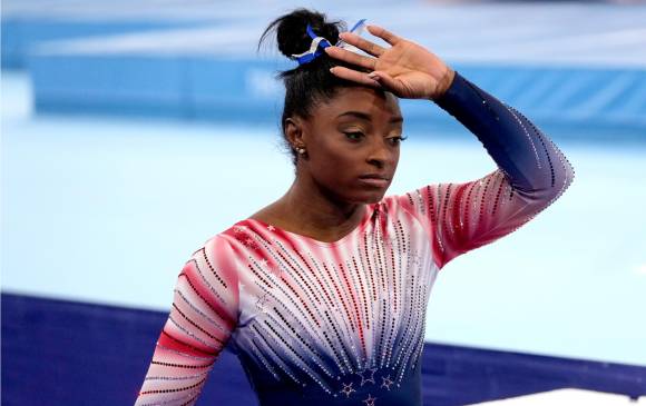 Simone Biles, una de las gimnastas más destacadas de la historia, también fue víctima de abuso sexual por parte del médico de la Federación de Gimnasia de EE.UU., Larry Nasar. FOTO getty
