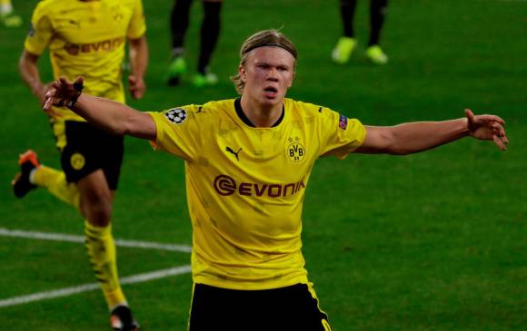 El noruego Erling Haaland marcó doblete en el juego de ida que se disputó en España. FOTO EFE