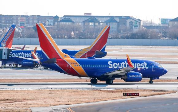 Diferentes aerolíneas han expresado preocupación por la activación de la tecnología 5G en los Estados Unidos. FOTO: EFE.