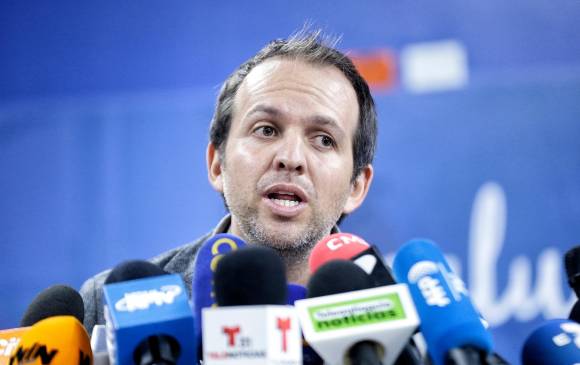 Ernesto Lucena Barrero pasará a la historia como el primer Ministro del Deporte en Colombia, deja su cargo tras casi tres años. FOTO COLPRENSA 
