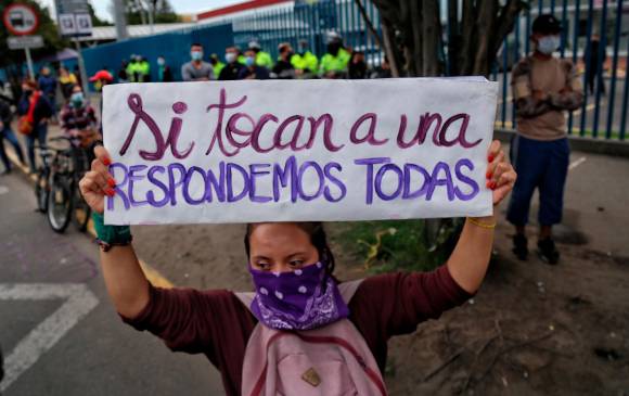 El Proyecto 483 de 2020 en la Cámara busca crear un nuevo delito llamado “acoso sexual en espacio público”. Para eso se adicionaría el Artículo 210-B al Código Penal. FOTO Colprensa