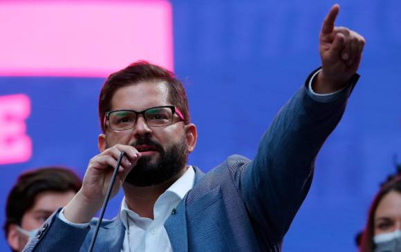 Gabriel Boric, candidato a la Presidencia de Chile por la coalición Apruebo Dignidad. FOTO: EFE
