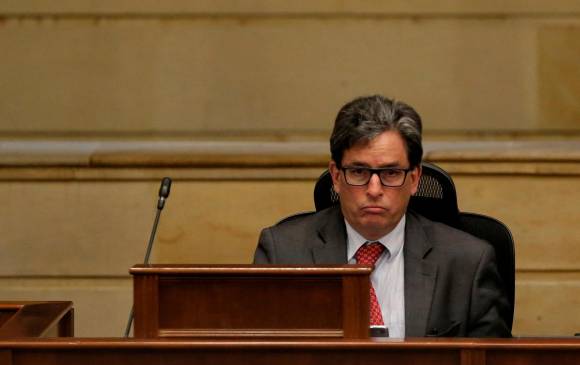 Alberto Carrasquilla, ministro de Hacienda, confirmó que se radicará un proyecto de ley en el Congreso para recaudar 1,5 % del PIB. FOTO: COLPRENSA