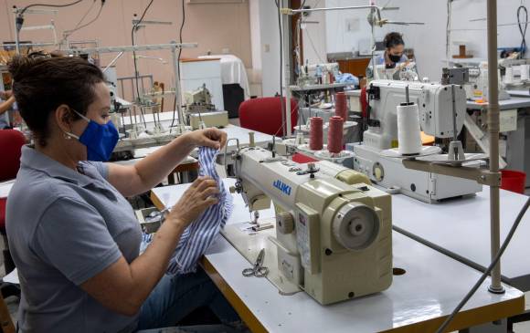 En octubre, el aumento en la confianza de los comerciantes frente al mes anterior obedece principalmente al aumento de 2,7 pps en el indicador de situación económica actual. Foto: Edwin Bustamante