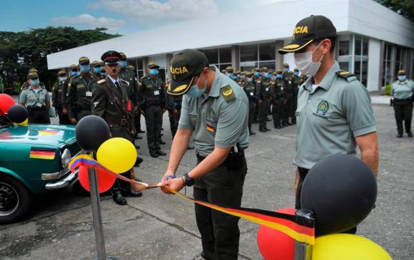Policía reconoce error por uso de símbolos nazi en evento de la institución