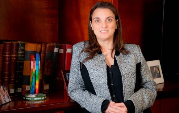 Los 14 centros que iniciaron con la estrategia han atendido a 2.514 empresas, de las cuales 973 ya iniciaron su ruta hacia la transformación digital, según el MinTIC, liderado por Karen Abudinen.
