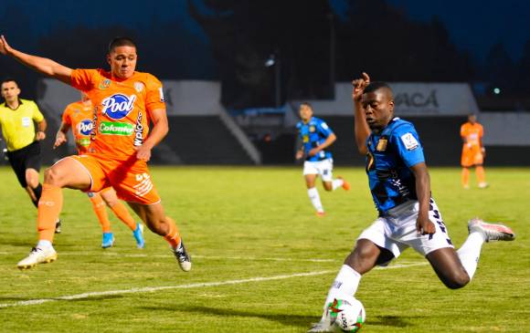 Envigado y Boyacá Chicó se enfrentaron en el estadio La Independencia en un partido por la fecha 14 de la liga colombiana. FOTO Cortesía Dimayor.