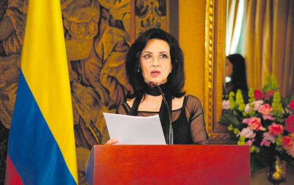 Confirmado Canciller Claudia Blum Radica Su Carta De Renuncia