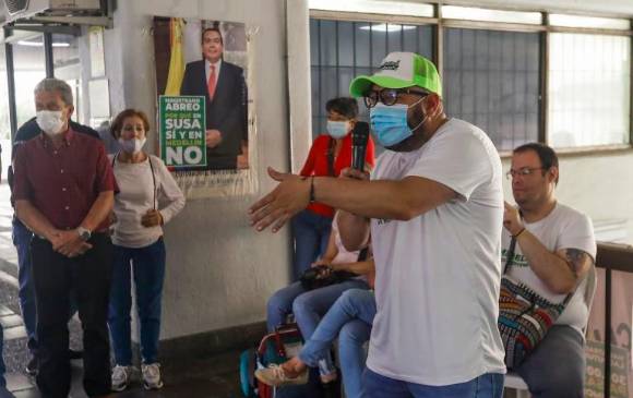 El comité revocatorio hizo un plantó para exigir celeridad de la Registraduría y el CNE. Foto: Manuel Saldarriaga. 
