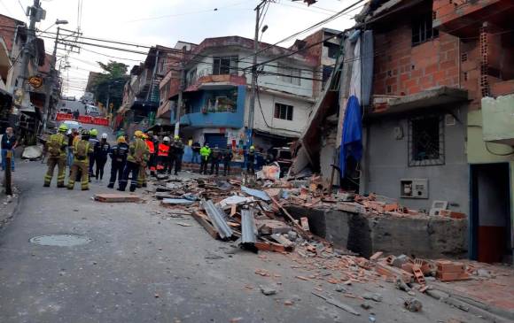 Explosión afecta varias viviendas en el barrio Robledo Kennedy