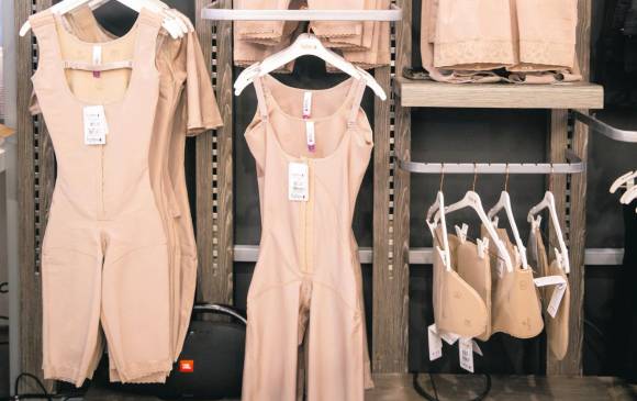 Vestidos de baño, fajas y ropa interior sigue siendo un producto colombiano de calidad para el mundo. FOTO Carlos Velásquez