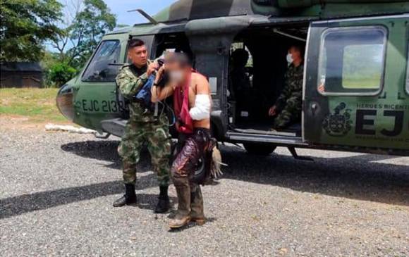El campesino herido en Ituango fue remitido a un hospital de Medellín, donde se encuentra en proceso de recuperación. FOTO: CORTESÍA SÉPTIMA DIVISIÓN.