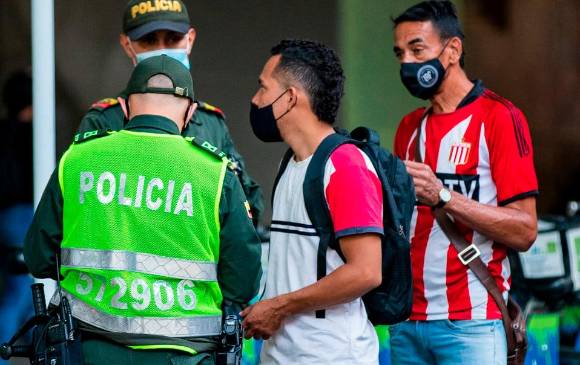 La Policía sintió que el comportamiento ciudadano fue en general de acatamiento a las medidas del puente festivo. FOTO JAIME PÉREZ