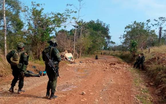 Hasta el lugar se desplazaron 11 unidades de la Policía. FOTO CORTESÍA.