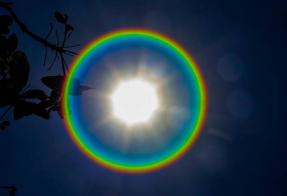 Este halo Solar se viene presentando desde el pasado 1 de marzo y se ha podido observar en varios ciudades de Colombia. FOTO: Jaime Pérez
