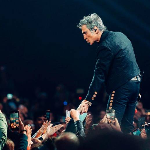 Alejandro Fernández en su reciente presentación en Viña del Mar. FOTO Instagram