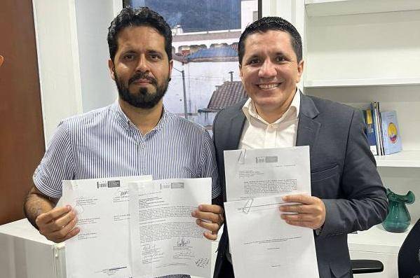 El coordinador ponente de la reforma, Alfredo Mondragón, aseguró que lograron un “acuerdo mayoritario de ponentes de la reforma a la salud”. FOTO CORTESÍA